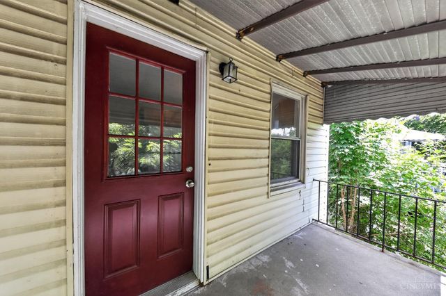 1911 Ashbrook Drive, Cincinnati, OH 45238
