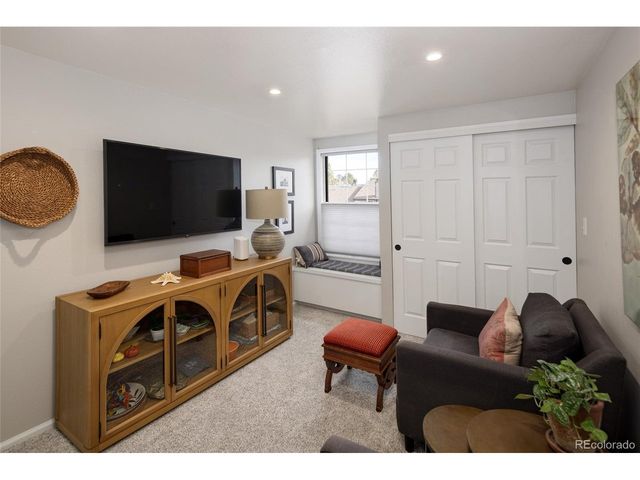 6836 E Briarwood Dr, Centennial, CO 80112