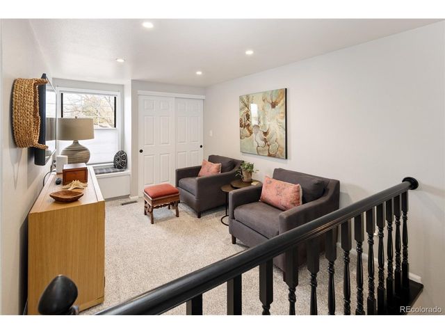 6836 E Briarwood Dr, Centennial, CO 80112