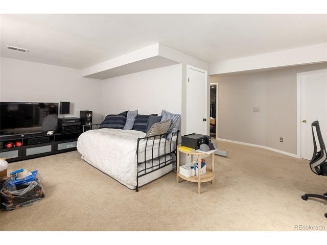 6836 E Briarwood Dr, Centennial, CO 80112