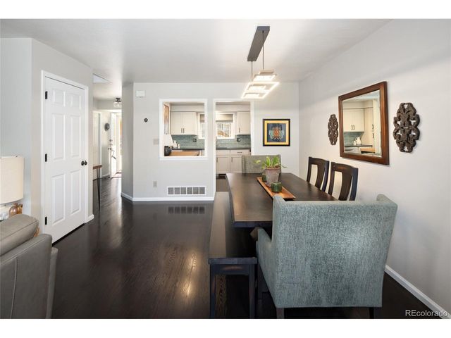 6836 E Briarwood Dr, Centennial, CO 80112