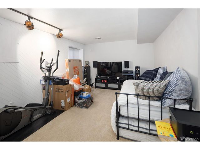 6836 E Briarwood Dr, Centennial, CO 80112