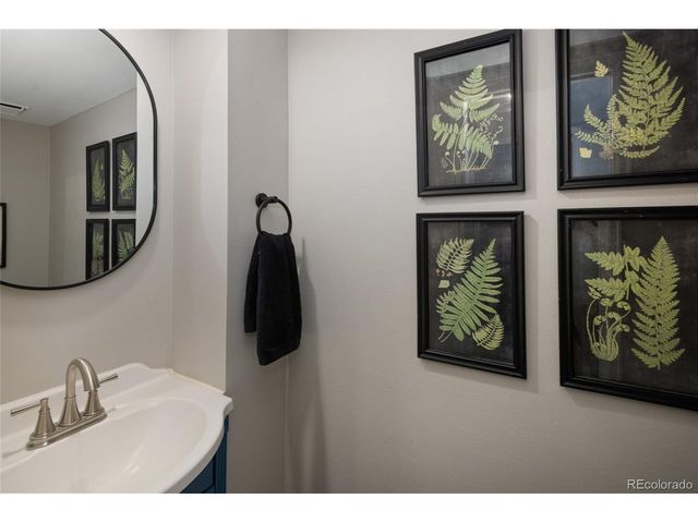 6836 E Briarwood Dr, Centennial, CO 80112