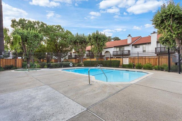 703 Gettysburg Way, Gilroy, CA 95020