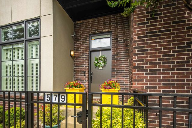 579 S FRONT ST, Memphis, TN 38103