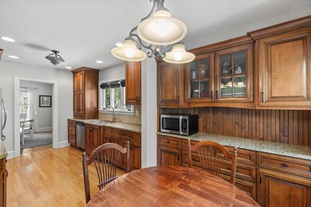 2504 N 90th STREET, Wauwatosa, WI 53226