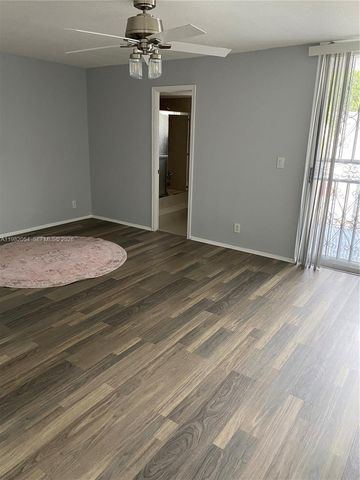 802 NE 26th Ave 802, Hallandale Beach, FL 33009