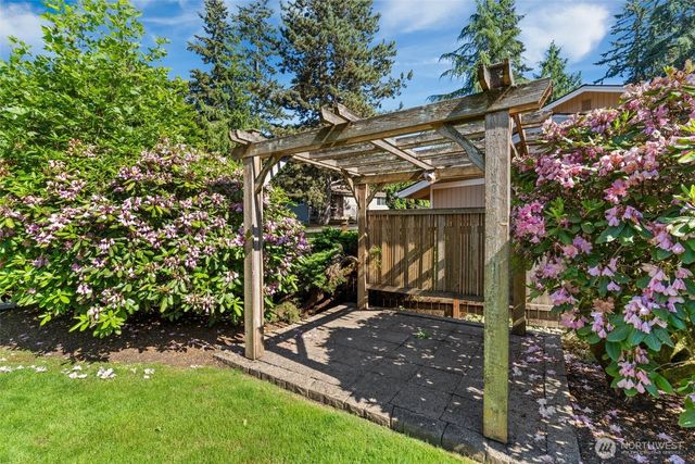 15623 22nd Court SE, Mill Creek, WA 98012