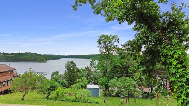 26225 Farm Rd 1209, Eagle Rock, MO 65641