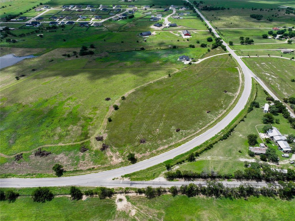 19621A FM 2115, Salado, TX 76571