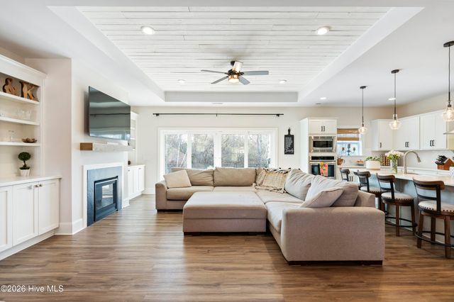 66 Lemongrass Court, Hampstead, NC 28443