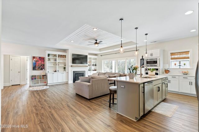 66 Lemongrass Court, Hampstead, NC 28443