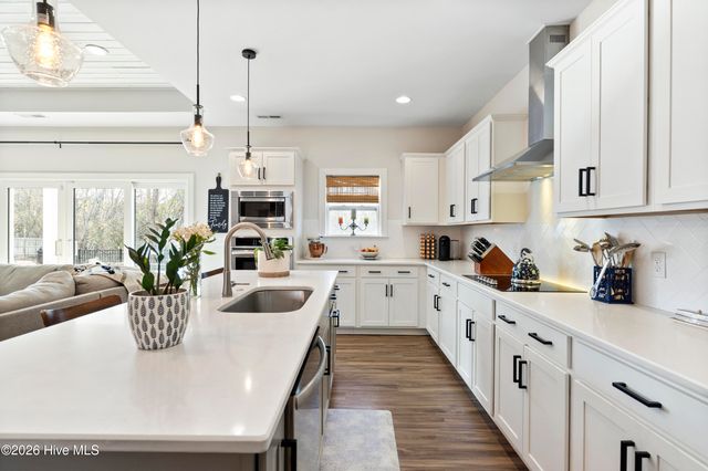 66 Lemongrass Court, Hampstead, NC 28443