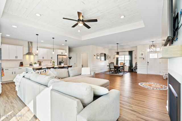 66 Lemongrass Court, Hampstead, NC 28443