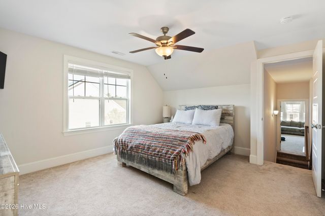 66 Lemongrass Court, Hampstead, NC 28443