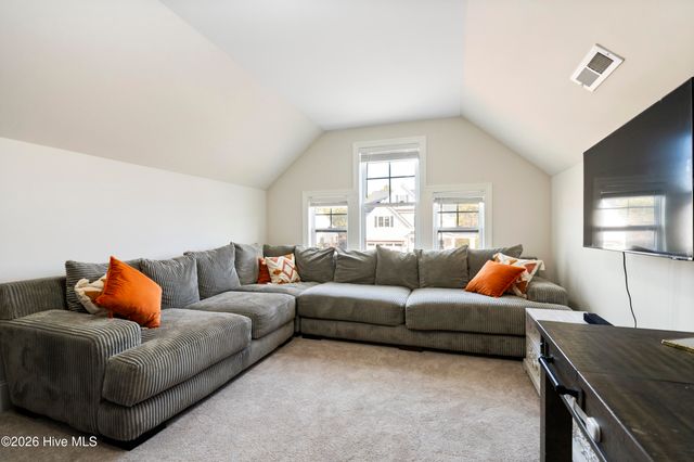 66 Lemongrass Court, Hampstead, NC 28443