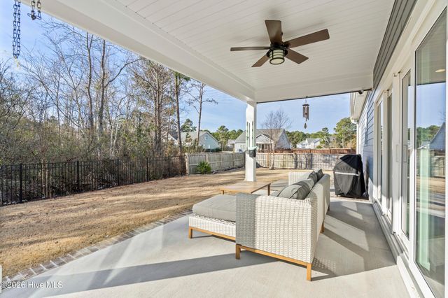 66 Lemongrass Court, Hampstead, NC 28443