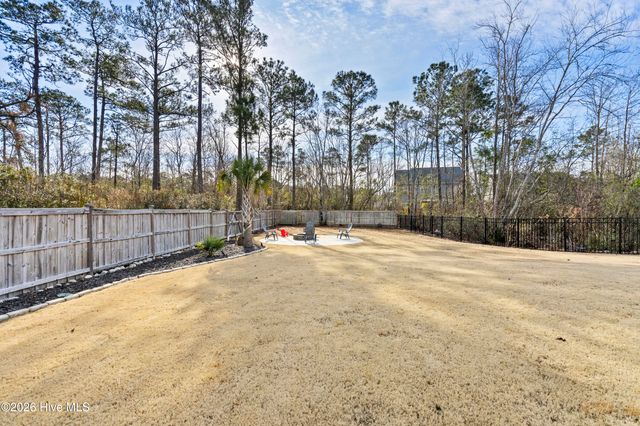 66 Lemongrass Court, Hampstead, NC 28443