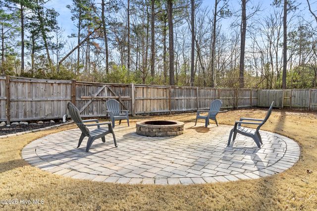 66 Lemongrass Court, Hampstead, NC 28443