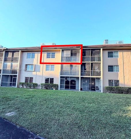 7900 NW 50th St 304, Lauderhill, FL 33351