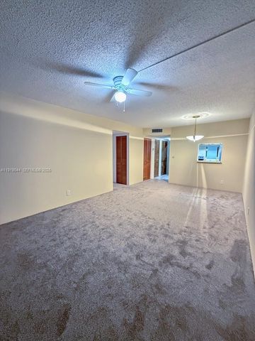 7900 NW 50th St 304, Lauderhill, FL 33351