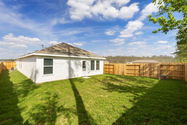 490 Southern Magnolia Way, Magnolia, TX 77354