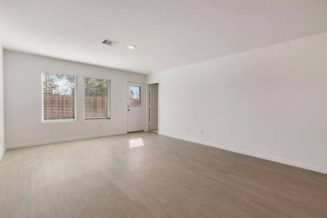 490 Southern Magnolia Way, Magnolia, TX 77354