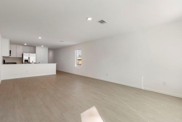 490 Southern Magnolia Way, Magnolia, TX 77354