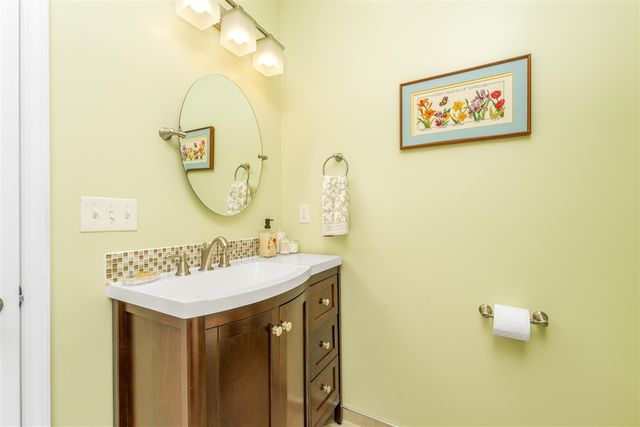 3633 Old Savannah Drive, Kalamazoo, MI 49009