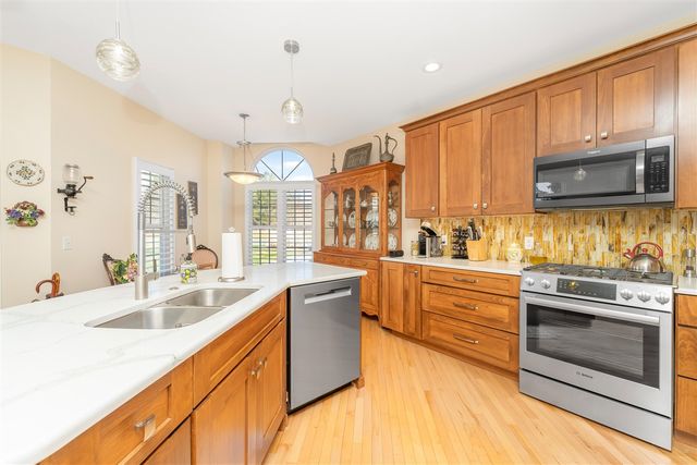 3633 Old Savannah Drive, Kalamazoo, MI 49009