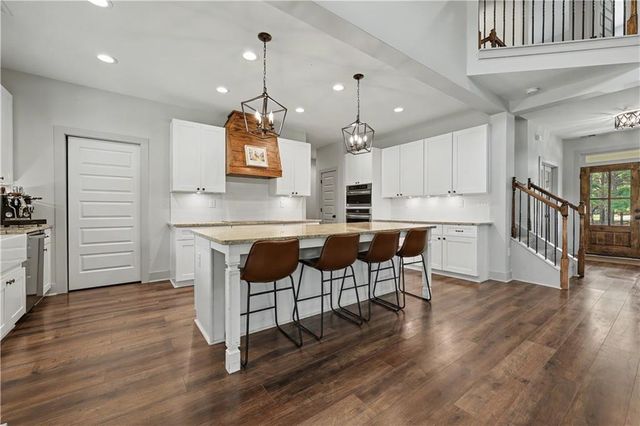 4005 Rocky Creek Trail, Loganville, GA 30052