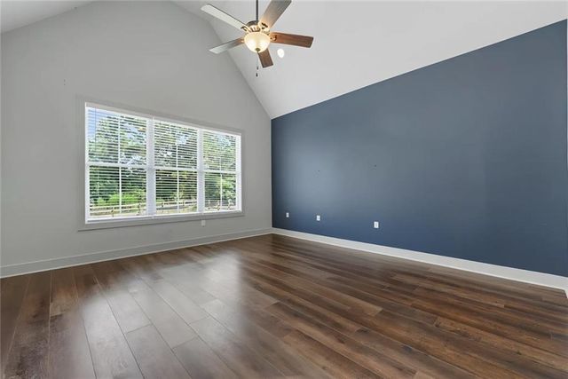 4005 Rocky Creek Trail, Loganville, GA 30052