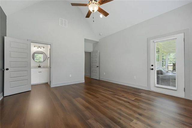 4005 Rocky Creek Trail, Loganville, GA 30052