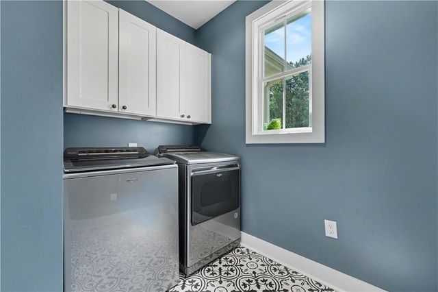 4005 Rocky Creek Trail, Loganville, GA 30052