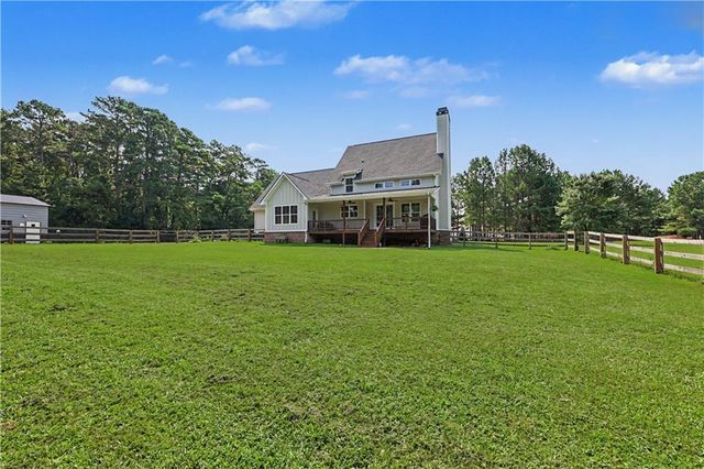 4005 Rocky Creek Trail, Loganville, GA 30052