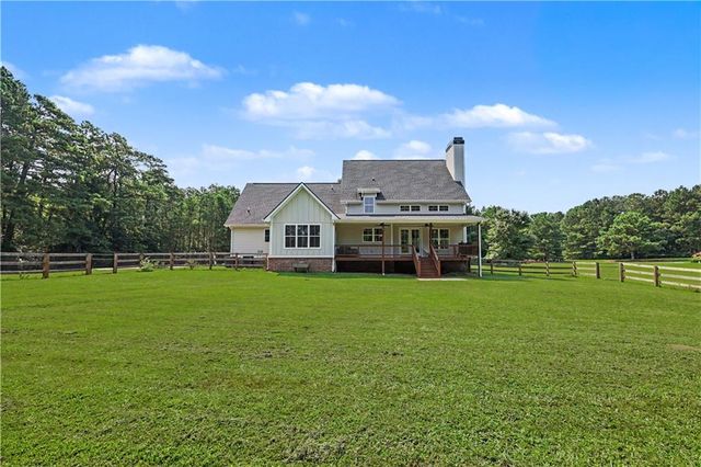 4005 Rocky Creek Trail, Loganville, GA 30052