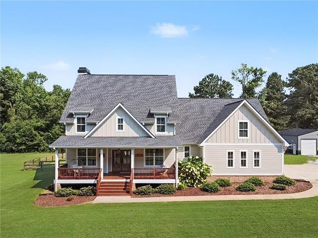 4005 Rocky Creek Trail, Loganville, GA 30052