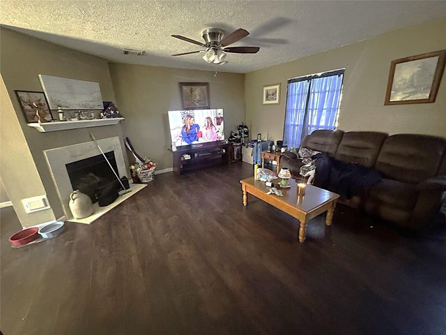 16527 Tranquil Drive, Sugar Land, TX 77498