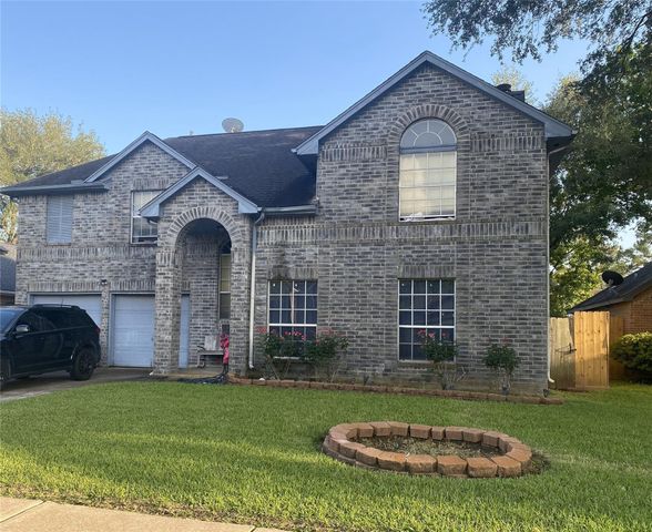 16527 Tranquil Drive, Sugar Land, TX 77498
