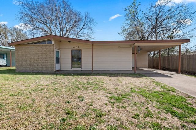402 Lahoma, Bartlesville, OK 74003
