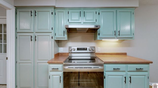 2200 Carol Drive, Murray, KY 42071