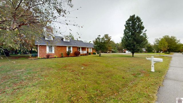 2200 Carol Drive, Murray, KY 42071