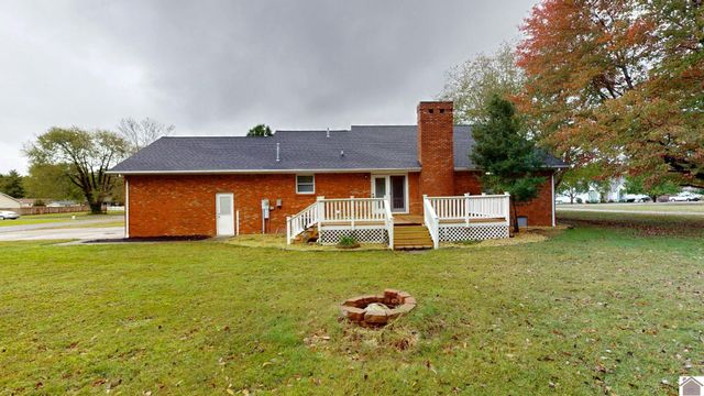 2200 Carol Drive, Murray, KY 42071