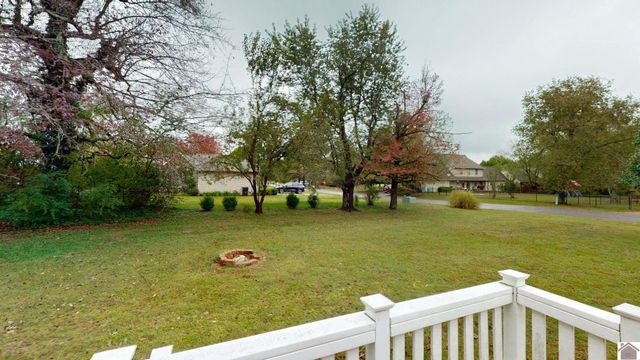 2200 Carol Drive, Murray, KY 42071