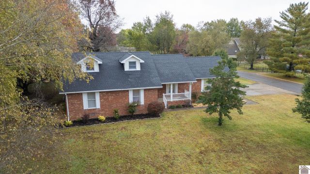 2200 Carol Drive, Murray, KY 42071