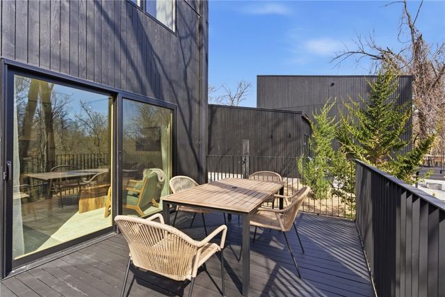 1246 NW A Street, Bentonville, AR 72712