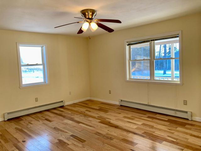 33 Clearwater Circle, Shelburne, VT 05482