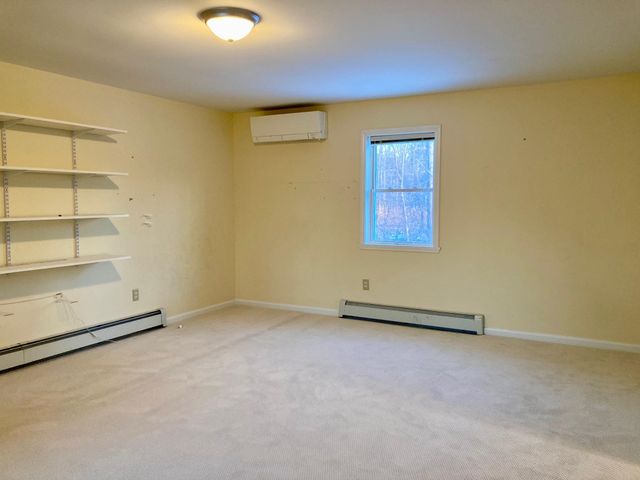 33 Clearwater Circle, Shelburne, VT 05482