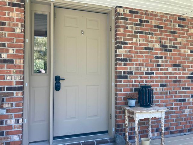 33 Clearwater Circle, Shelburne, VT 05482