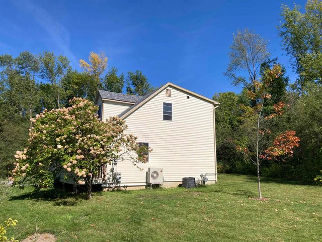 33 Clearwater Circle, Shelburne, VT 05482